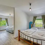 Lisjak - Appartement Podčetrtek