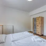 Apartmán Lisjak - *