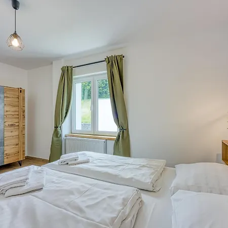 Lisjak - Apartamento Podčetrtek
