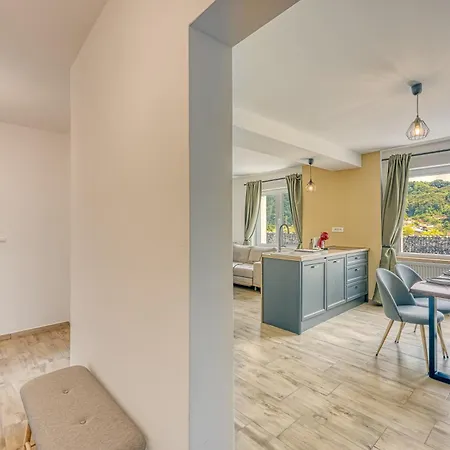 Apartamento Lisjak - *