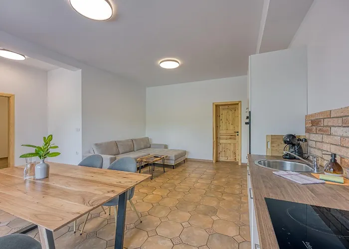 Lisjak - * פודצ'טרטק