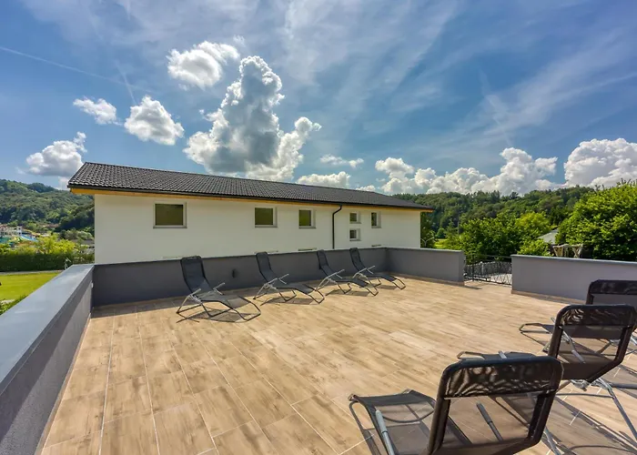 Lisjak - דירה פודצ'טרטק