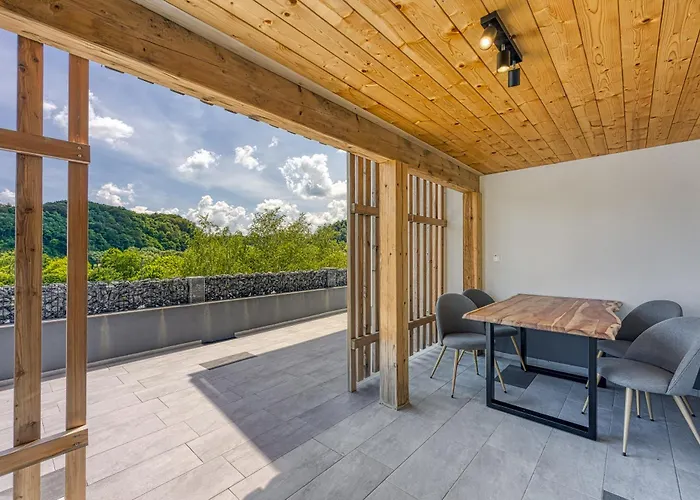 Lisjak - * פודצ'טרטק