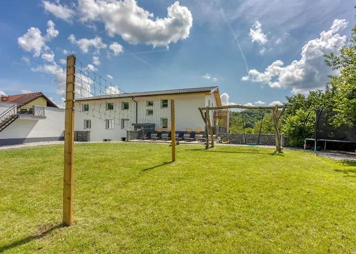 Lisjak - 포드체트르테크