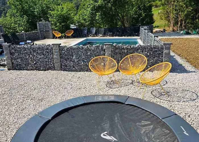 아파트 Lisjak - *